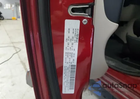 2016 Chrysler Town & Country Touring из США, поврежденный, VIN 2C4RC1BG3GR186857